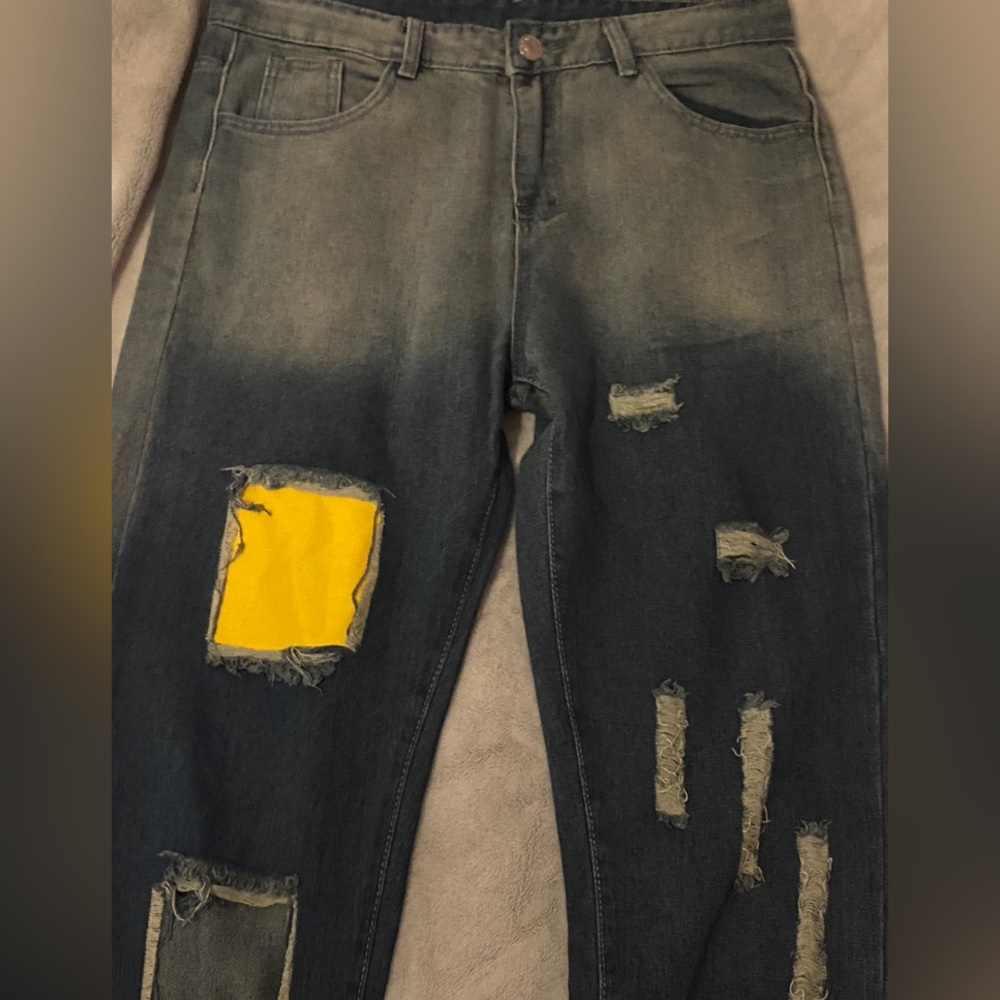 Blue skinny jeans